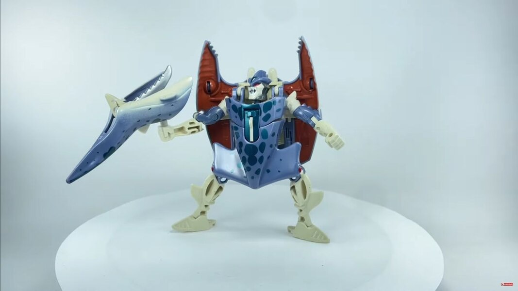 Transformers Beast Wars Vintage Re Issue Cybershark In Hand Image  (8 of 15)